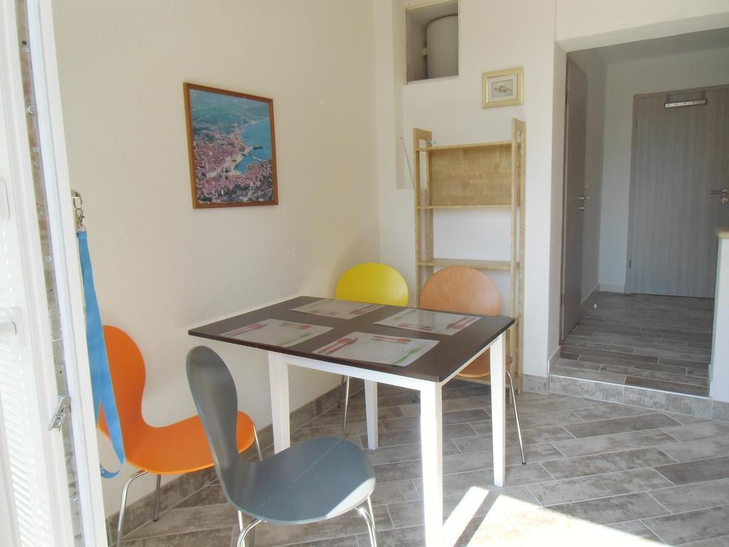 Apartment Kolman Cres Bagian luar foto